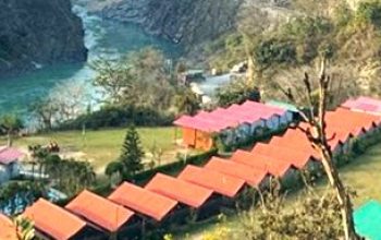 Crossfire Luxury Camp Back